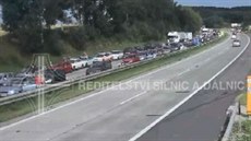 Po nehod� na 37. kilometru D1 se tvo�ily kolony (30.7.2016)