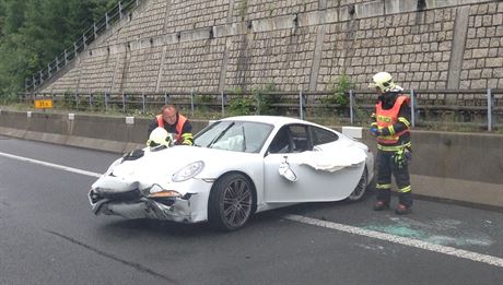 Pedbná koda na Porsche 911 je jeden milion korun.