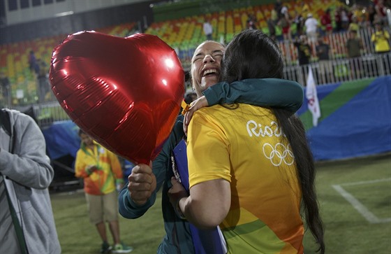 Brazilská ragbistka Isadora Cerullová dostala od své pítelkyn nabídku k...