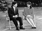 Naruhito a Masako na spoleném snímku nkolik dní ped svatbou v roce 1993.