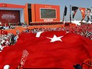Istanbul zaplnily statisíce příznivců Erdogana (7. srpen 2016)