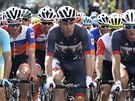 Britský silniní cyklista Chris Froome (tetí zleva) pi olympijském závodu v...