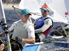 Jachtai Tom Burton z Austrálie (vlevo) a ech Viktor Teplý pi tréninku...