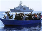 Italské námořnictvo zachránilo na počátku srpna 560 běženců ze Středozemního...