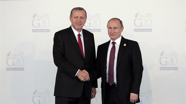 Recep Tayyip Erdogan a Vladimir Putin na summitu G20 loni v listopadu.