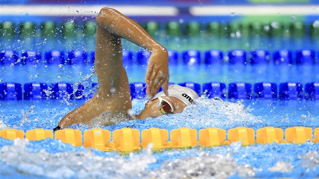 Češka Barbora Seemanová při olympijské rozplavbě na 200 metrů volným stylem. (8. srpna 2016)