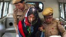 Indická aktivistka Irom armilaová po proputní z nemocnice ve mst Imphal...