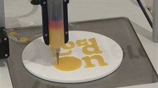 Restaurace pipravuje jídlo na 3D tiskárn