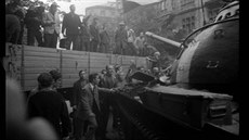 Z filmu Holka Ferrari Dino