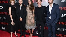 Newyorská premiéra snímku Anthropoid: zleva Anna Geislerová, reisér Sean...