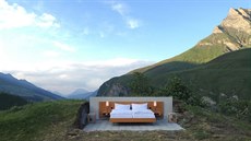Hotel Null Stern obklopený alpskou přírodou nabízí jednu noc s krásným výhledem...