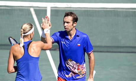 Lucie Hradeck a Radek tpnek v olympijskm utkn o bronz s indickm prem...