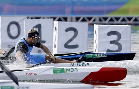 Rychlostní kanoista Martin Fuksa ve finále B na olympijské trati na 200 metr v...