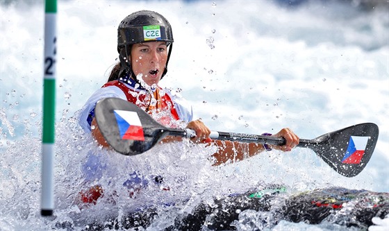 Kajakáka Kateina Kudjová v olympijském finále nakonec skonila na posledním...