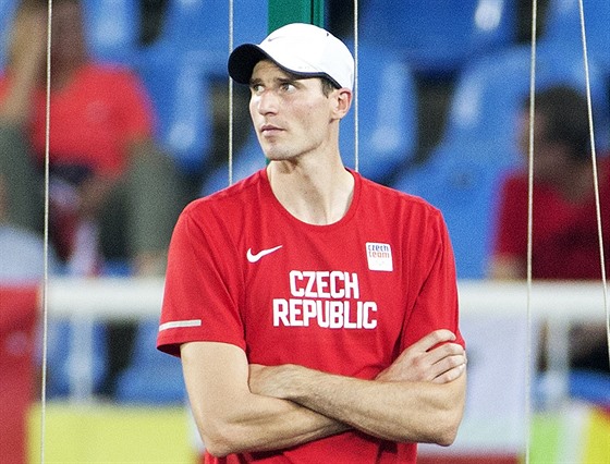 Výka Jaroslav Bába ve finále nedokázal peskoit 225 centimetr a celkov...