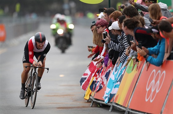 výcarský cyklista Fabian Cancellara zvítzil v olympijské asovce. (10. srpna...