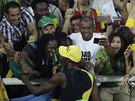 MILÁEK DAVU. Usain Bolt mezi fanouky po vítzném finále stovky v Riu de...