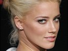Z poměřování vyšla vítězně modelka a herečka Amber Heardová, bývalá partnerka...