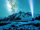 elová svítilna pod K2