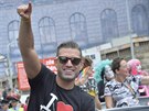 Pochodu Prague Pride 2016 se podle organizátor úastní nejmén 15 tisíc lidí....