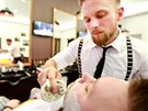 V brn�nsk�m barber shopu Gentlemen Brothers se o viz� mu�� dob�e postaraj�.