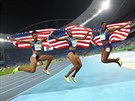 Olympijský závod na 100 m pekáek opanovaly Amerianky. Zvítzila Brianna...