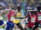 FAVORITÉ POD KONTROLOU. Jakub Holua v rozbhu na 1 500 metr na olympijských...