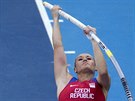 Romana Maláová v kvalifikaci skoku o tyi na olympijských hrách v Riu.