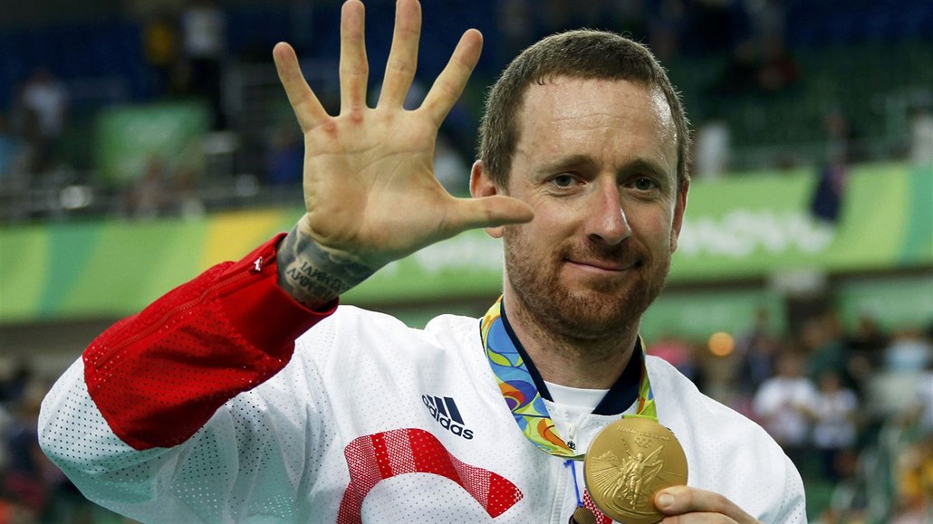 PÁTÉ ZLATO. Bradley Wiggins v Riu získal pátou zlatou medaili na olympijských...