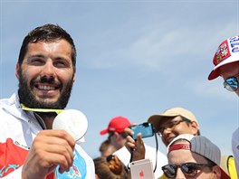 Kajakář Josef Dostál se stříbrnou medailí za kilometrový závod v Riu