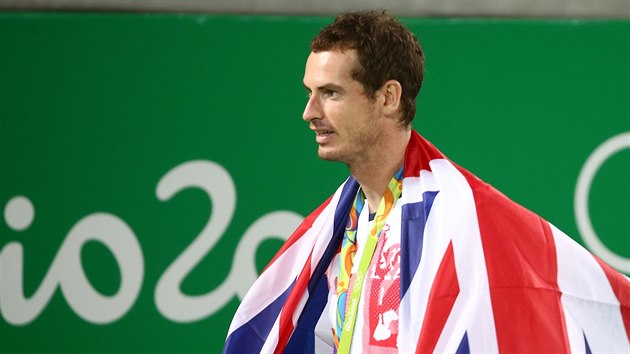 NRODN HRDOST. Andy Murray zahalen do britsk vlajky slav olympijsk zlato.