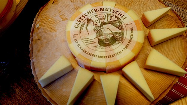 Horský sýr Mutschli je vyhlášenou specialitou kantonu Graubünden.