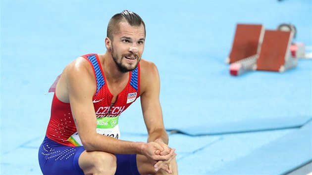 Jakub Holuša v cíli semifinálového olympijského závodu na 1500 metrů. (19. srpna 2016)
