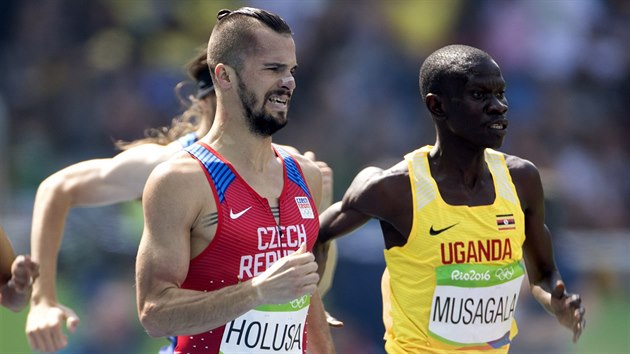 PED FINIEM. Jakub Holua v rozbhu na 1 500 metr na olympijskch hrch v Riu.