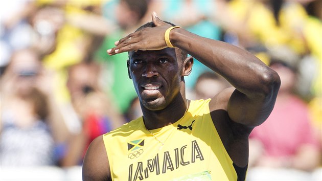 Jamajsk sprinter Usain Bolt ped rozbhem na 200 metr na olympid v Riu