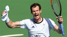 Britský tenista Andy Murray se raduje z vítzství v olympijském semifinále nad...