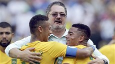 Hlavními stelci v semifinálovém utkání s Hondurasem byli braziltí fotbalisté...