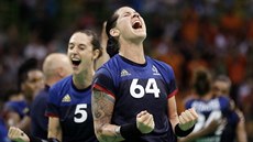 Francouzské házenkářky se radují z postupu do olympijského finále přes...
