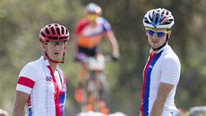 Cyklista Jan karnitzl (vpravo) a trenér Viktor Zapletal pi tréninku horských...