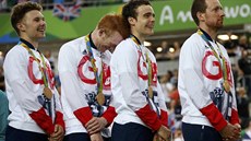 Owain Doull, Ed Clancy, Steven Burke a Bradley Wiggins bhem hymny velké...