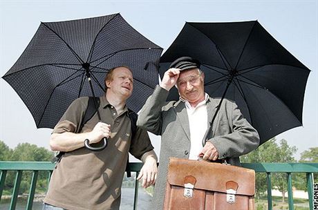 David Novotný a Josef Somr pi natáení filmu O rodiích a dtech.