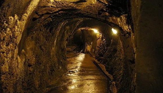 Chodby jihlavského podzemí jsou pohodlné a iroké.