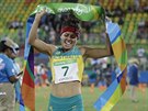 Australanka Chloe Espositová dobíhá jako první do cíle olympijského závodu v...