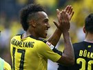 DOBRÝ START, NE? Pierre-Emerick Aubameyang z Dortmundu se raduje po vítzství v...