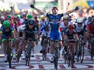 Gianni Meersman z týmu Etixx-Quick-Step dojídí do cíle druhé etapy panlské...