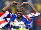 Britský vytrvalec Mohamed Farah zvítzil v olympijském závodu na 5000 metr....