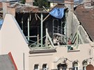 V centru Olomouce se ve stedu 24. srpna 2016 na chodnk ztil kus zdi domu,...