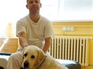 Petr Vacul�k se sv�m psem Gryfem.