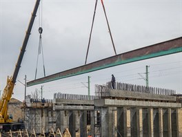 Jet letos chtjí dokonit vozovku vetn asfaltového povrchu a pokraovat...