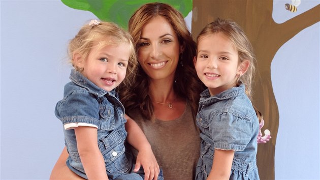 Kateinu Baurovou s dcerami Ellen (vpravo) a Nicolette jsme fotili v horomick kolce Sportk.